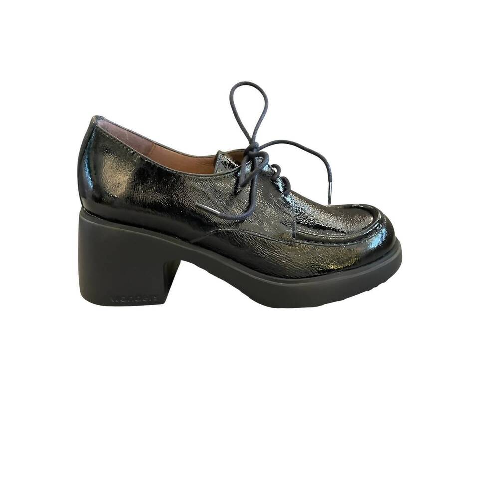 NEW WONDERS women's lack i platform heel in negro